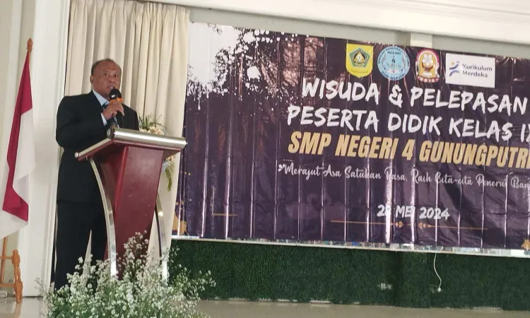 Sambutan Kepala Sekolah Ismail Latif. S.Ag., M.Pd.