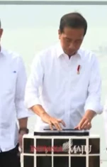Presiden Joko Widodo Resmikan Pembangkit Listrik Tenaga Surya Cirata