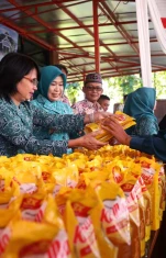 Pj Ketua TP PKK Jabar Apresiasi GPM Terlaksana dengan Baik di Sukamakmur Kabupaten Bogor