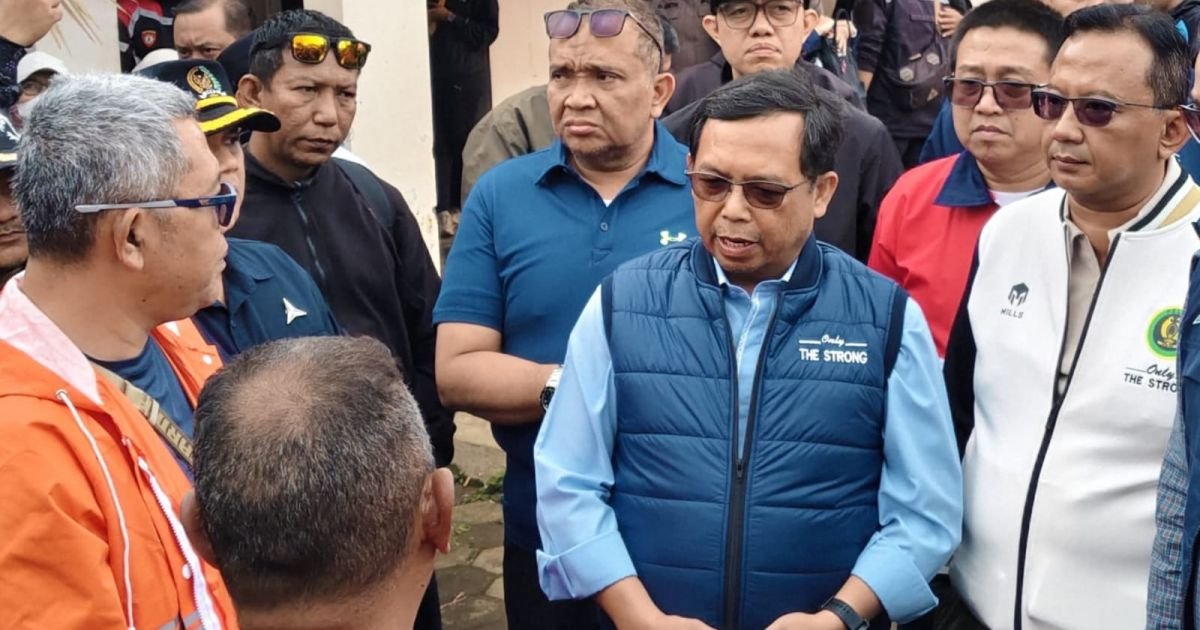 Herman Khaeron Tinjau Longsor Pasirlangu, Demokrat Salurkan Bantuan Bertahap