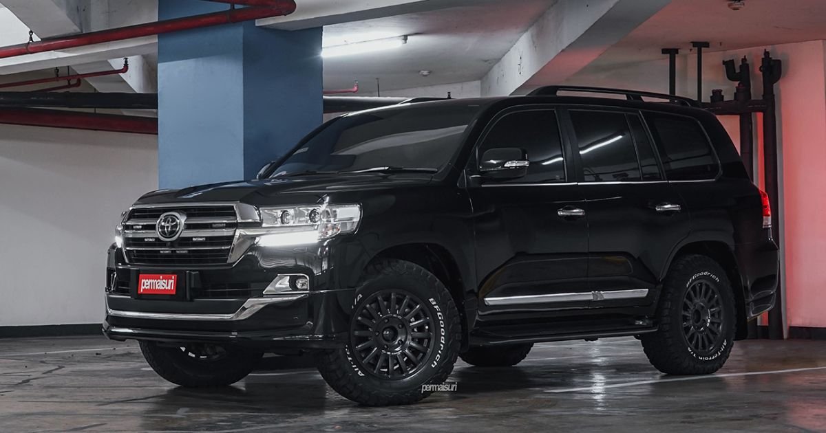 Tahan Serangan Rudal RPG, Segini Harga Toyota Land Cruiser di Pasaran