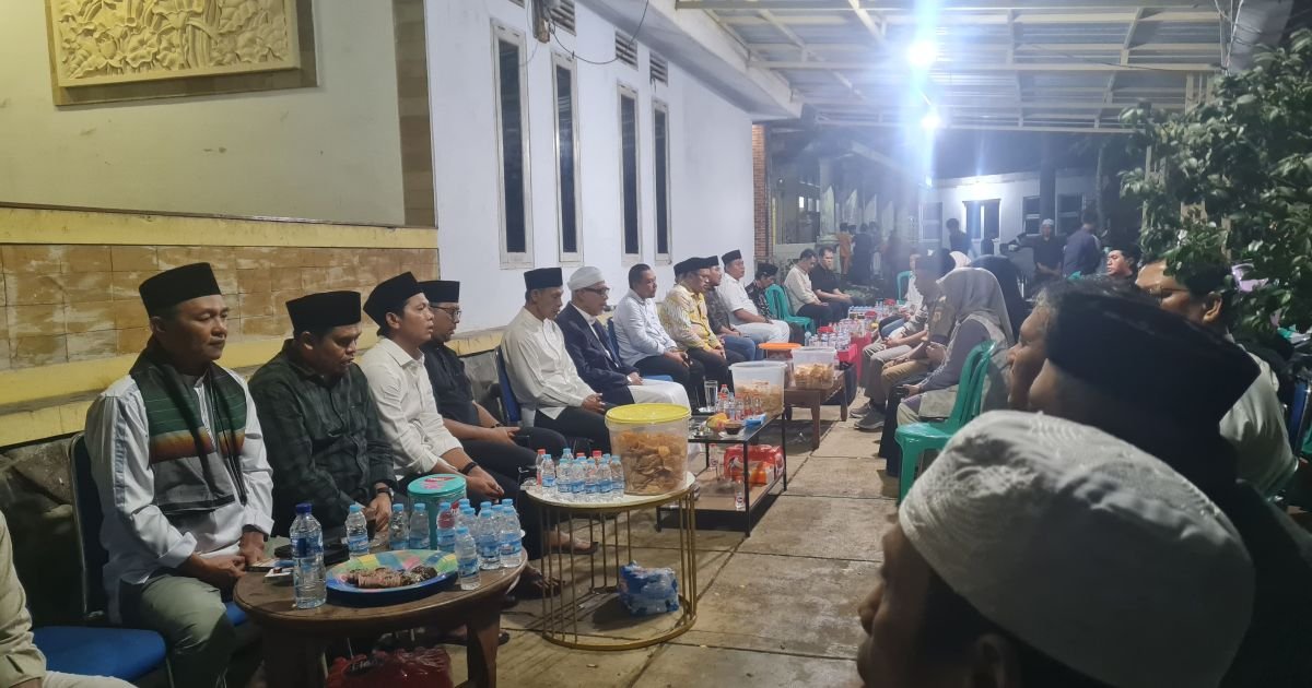 Tahlil Malam Pertama Almarhum Dede Ridwan, Tokoh hingga Anggota DPRD Hadiri Doa Bersama