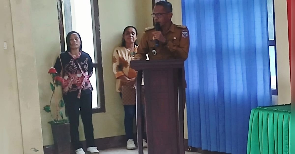 Sertijab Pj. Kepala Desa Latdalam: Camat Tanimbar Selatan Tekankan Lanjutan Program & Percepatan Pilkades Antar Waktu.