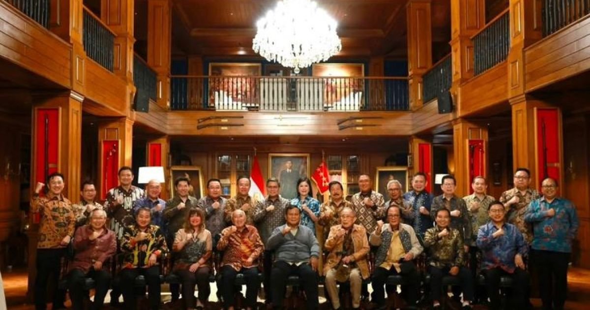 Presiden Prabowo Kumpulkan 22 Pengusaha Apindo di Hambalang