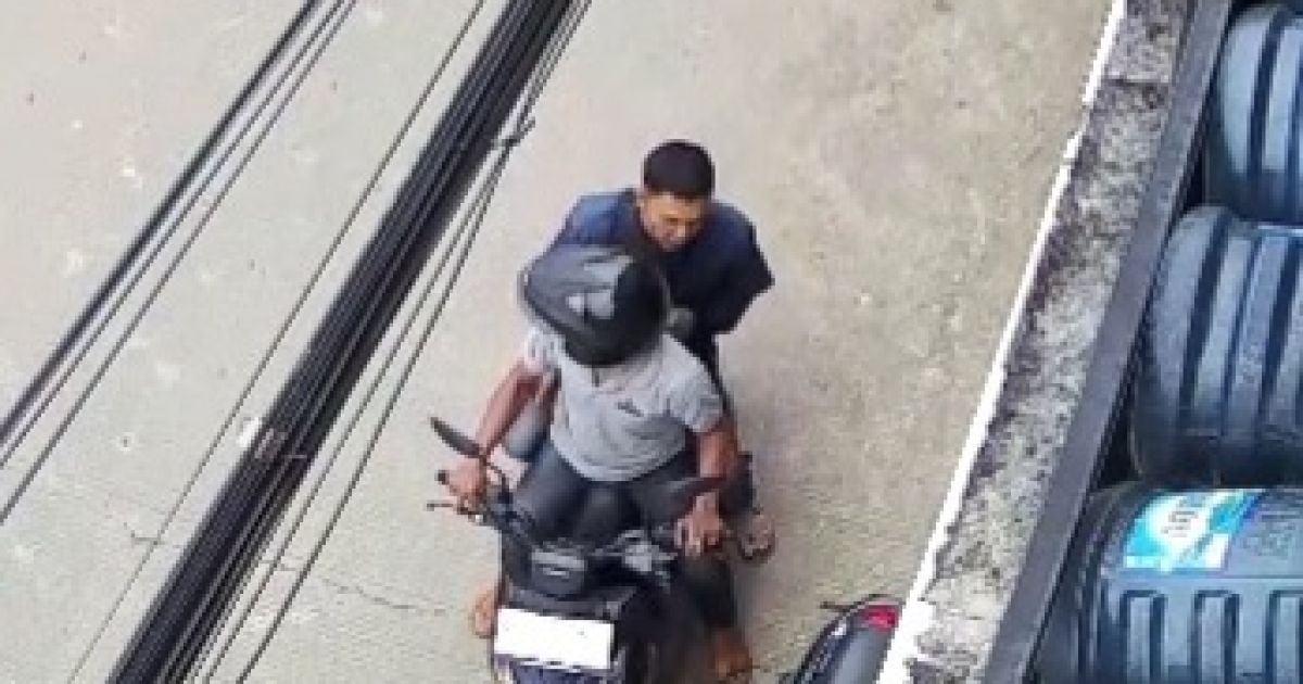 Motor Honda Scoopy Raib Digasak Maling di Cicadas Gunung Putri, Terekam CCTV