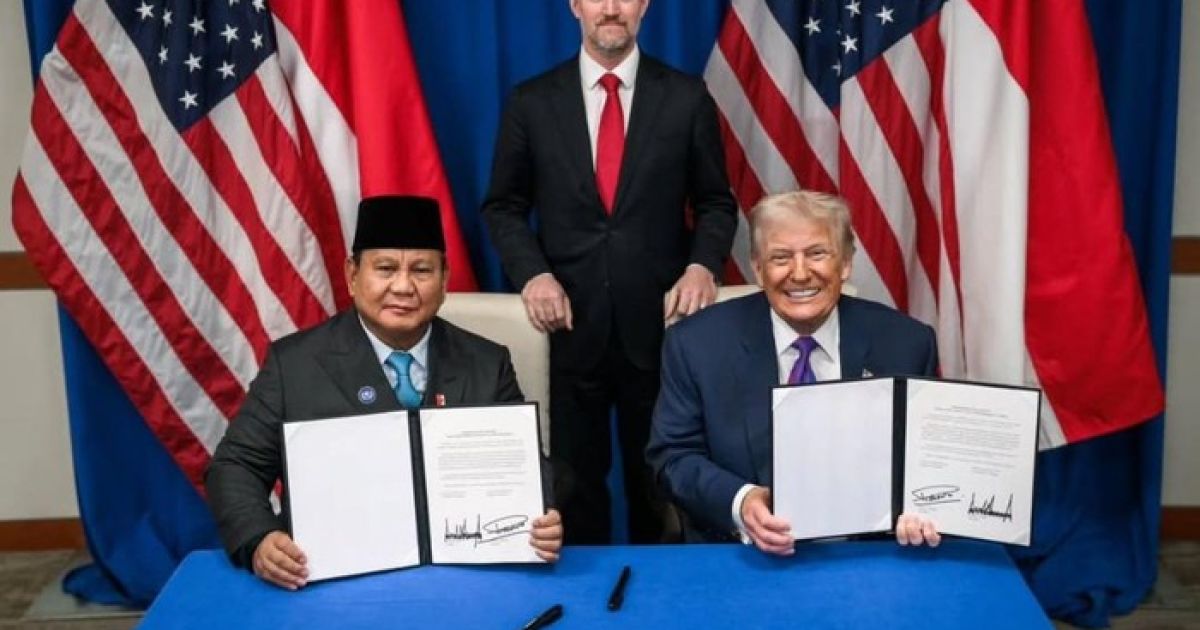 Presiden Prabowo Subianto resmi menandatangani perjanjian dagang dengan Presiden Amerika Serikat Donald Trump.
