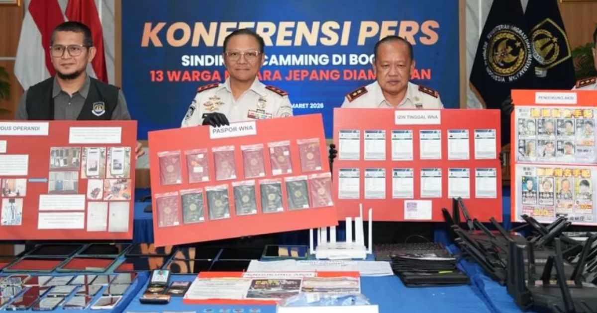 Imigrasi Bogor Tangkap 13 WN Jepang Diduga Pelaku Penipuan Daring di Sentul City