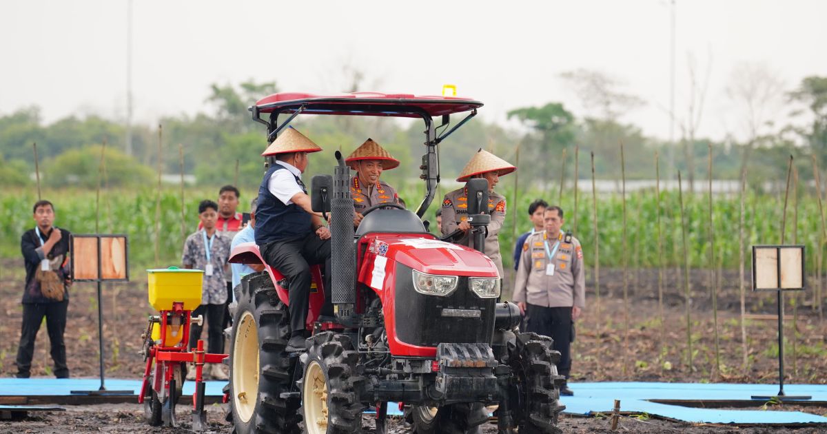 Kapolri Listyo Sigit Prabowo menghadiri kegiatan tanam raya jagung serentak se-Indonesia kuartal I tahun 2026 yang digelar di Ogan Ilir