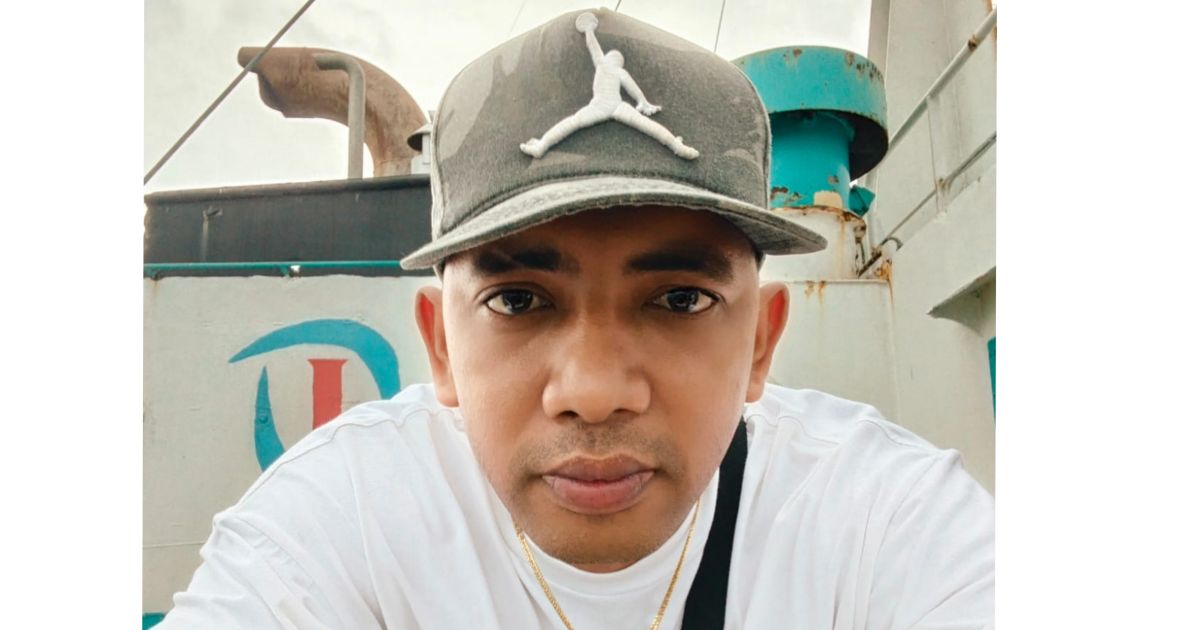 Warga Olilit Barat, Kosmas Laratmase.