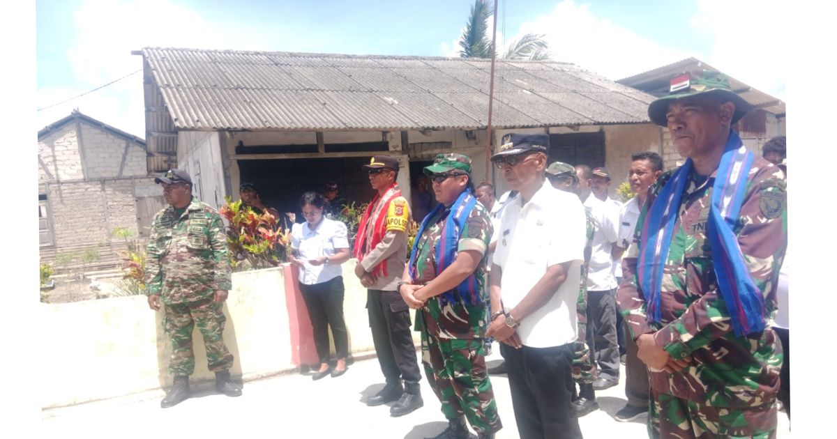 Dandim 1507/Saumlaki Letakkan Batu Pertama Dua Jembatan di Fordata, Warga Usulkan Tambahan Infrastruktur