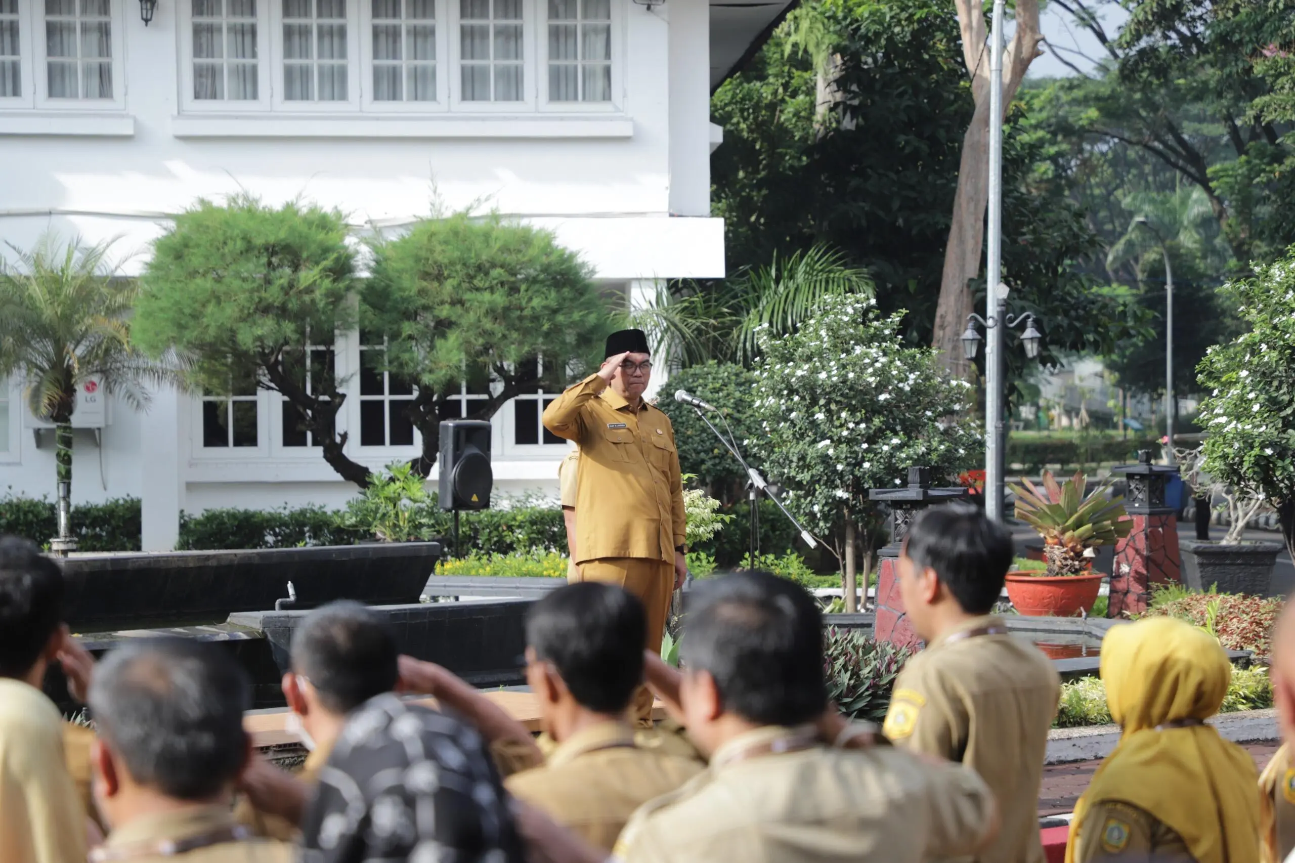 Sekda Bogor Pimpin Apel Perdana 2026, Tegaskan Percepatan Kinerja ASN dan Kebijakan Strategis