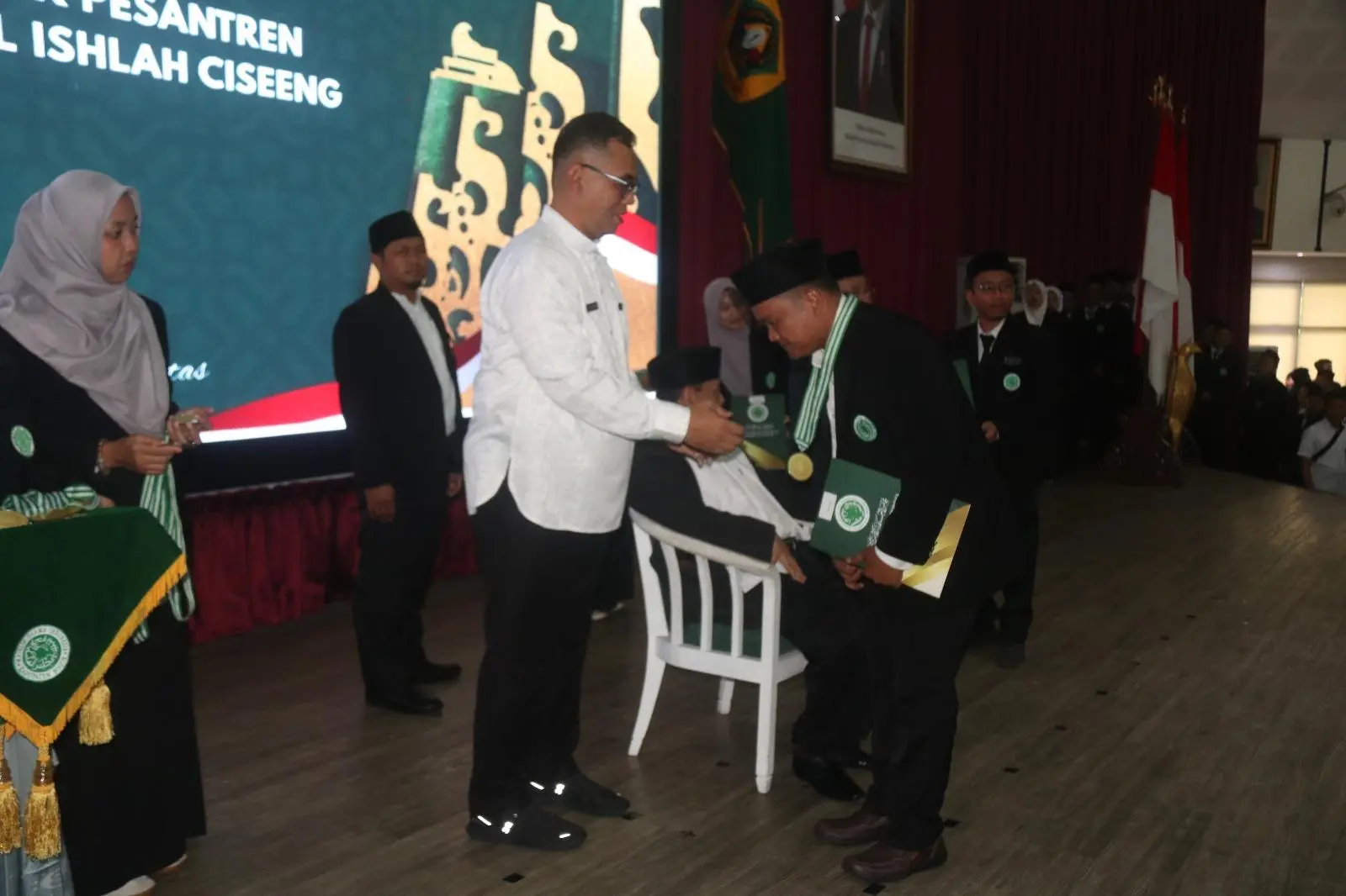 MUI Kabupaten Bogor Wisuda PKU Angkatan ke-19, Perkuat Konsolidasi Ulama hingga Kecamatan