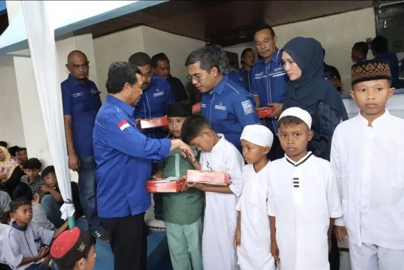 Usai Rakerda, DPD Partai Demokrat Sumut Santuni Ratusan Anak Yatim Lewat Program Peduli dan Berbagi