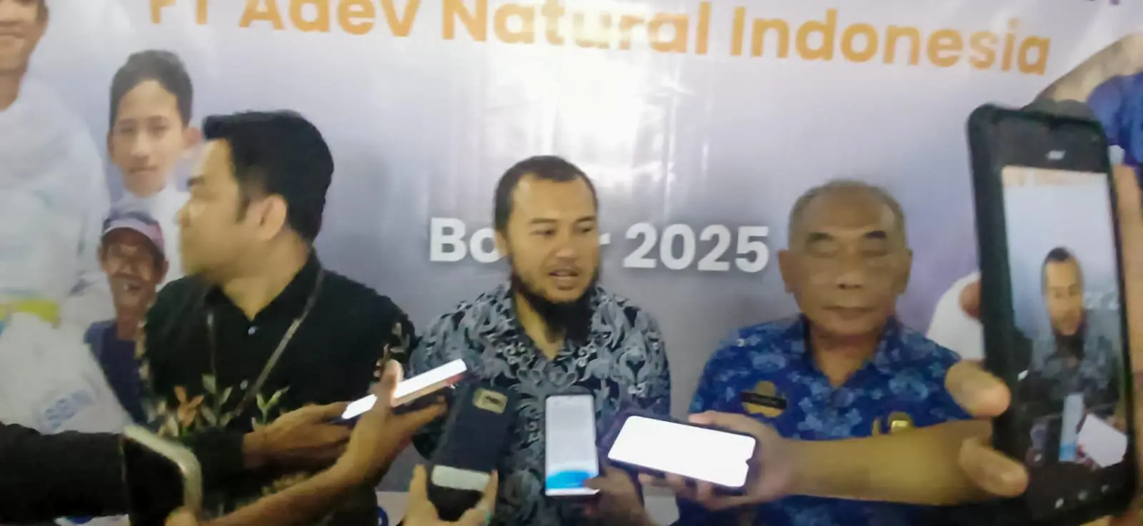 Zakat Rp1 Miliar Digelontorkan! Kolaborasi PT Adev Sentuh Ribuan Warga Bogor