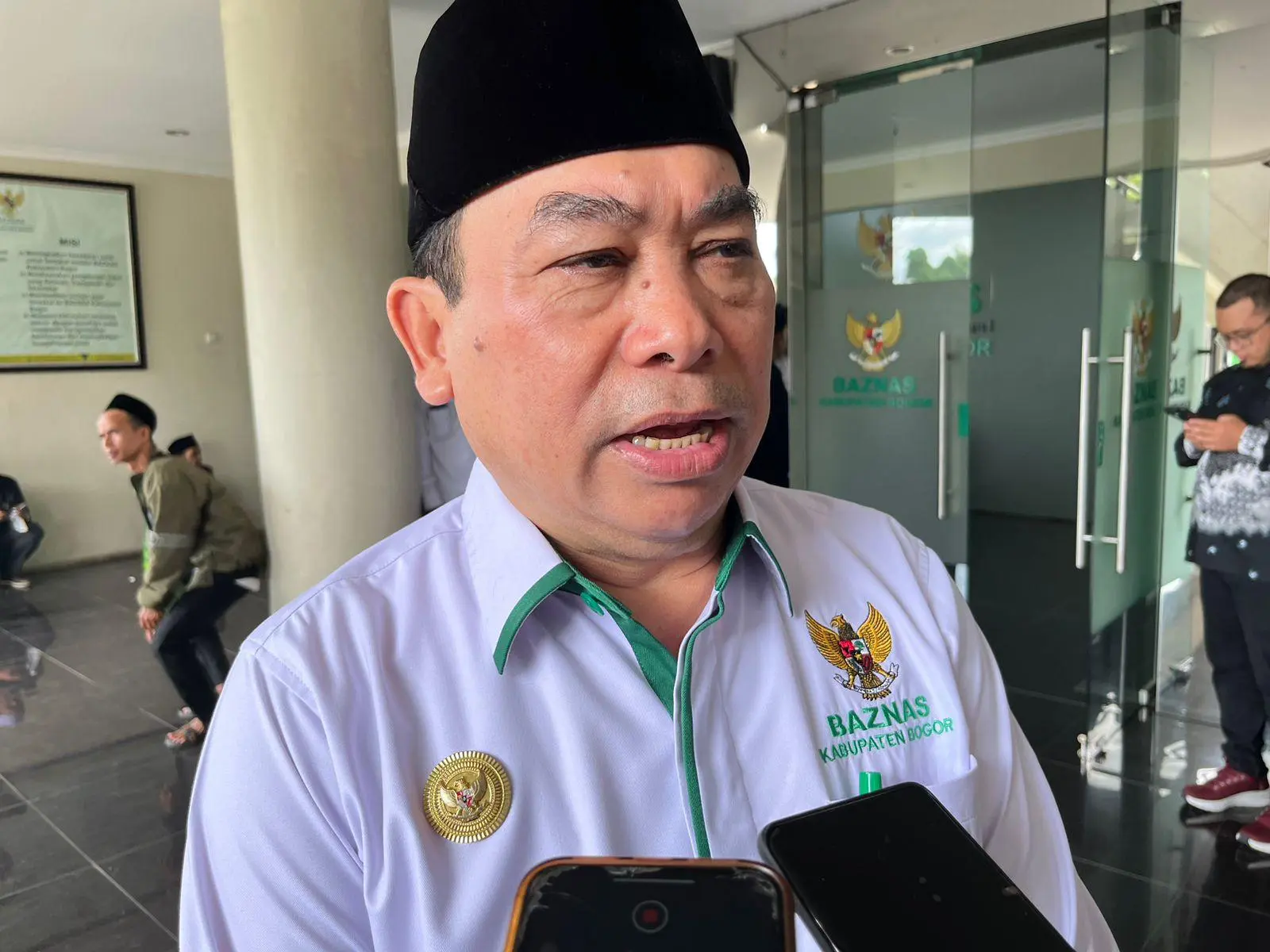 Akhir Tahun 2025, Baznas Kabupaten Bogor Salurkan Bantuan untuk Marbot, Guru Ngaji dan 1.000 Anak Yatim