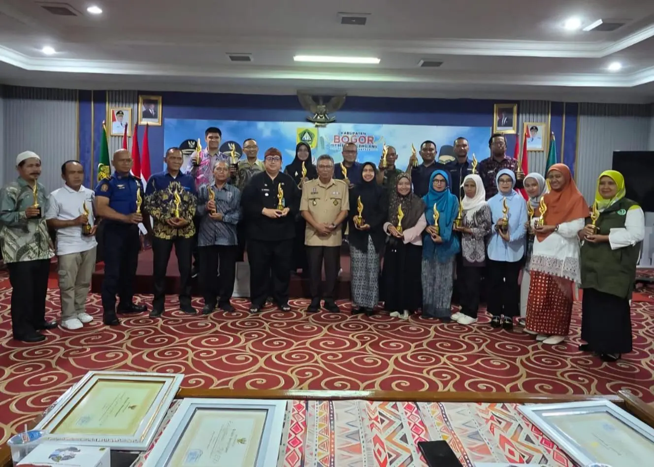 Desa Wanaherang Raih Ketua TP PKK Desa Terbaik pada Tegar Beriman Awards 2025