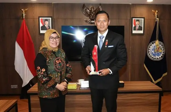 AHY Raih CNN Indonesia Leadership Award, Dedikasikan untuk Semua Pihak yang Dukung Pembangunan Infrastruktur