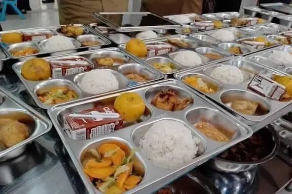 Bupati Bogor Rudy Susmanto Dorong Percepatan Pembangunan Dapur Program Makan Bergizi Gratis