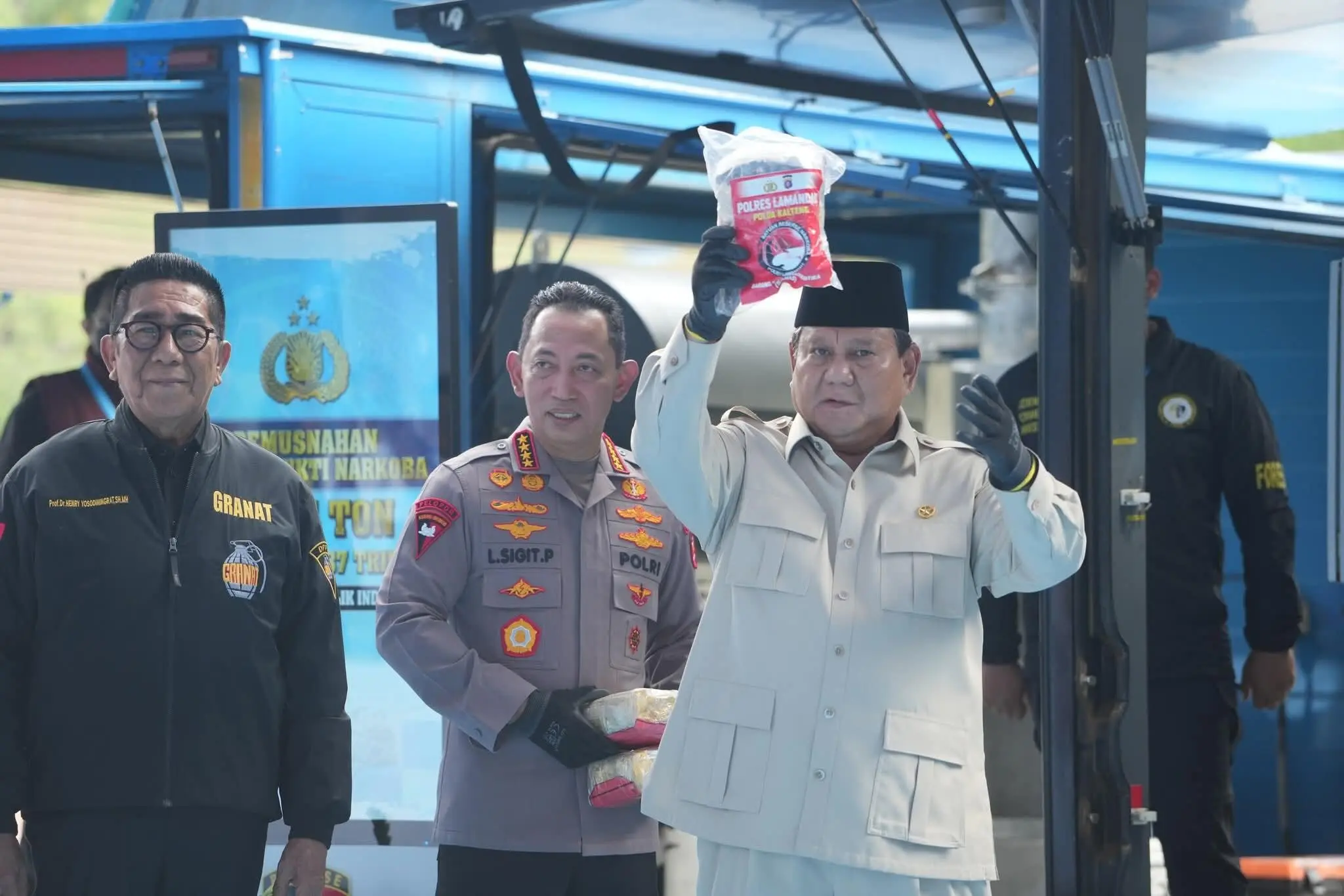 Satu Korps Merah Putih, Kepala BNN RI Hadiri Pemusnahan Barang Bukti Narkoba Bersama Presiden RI