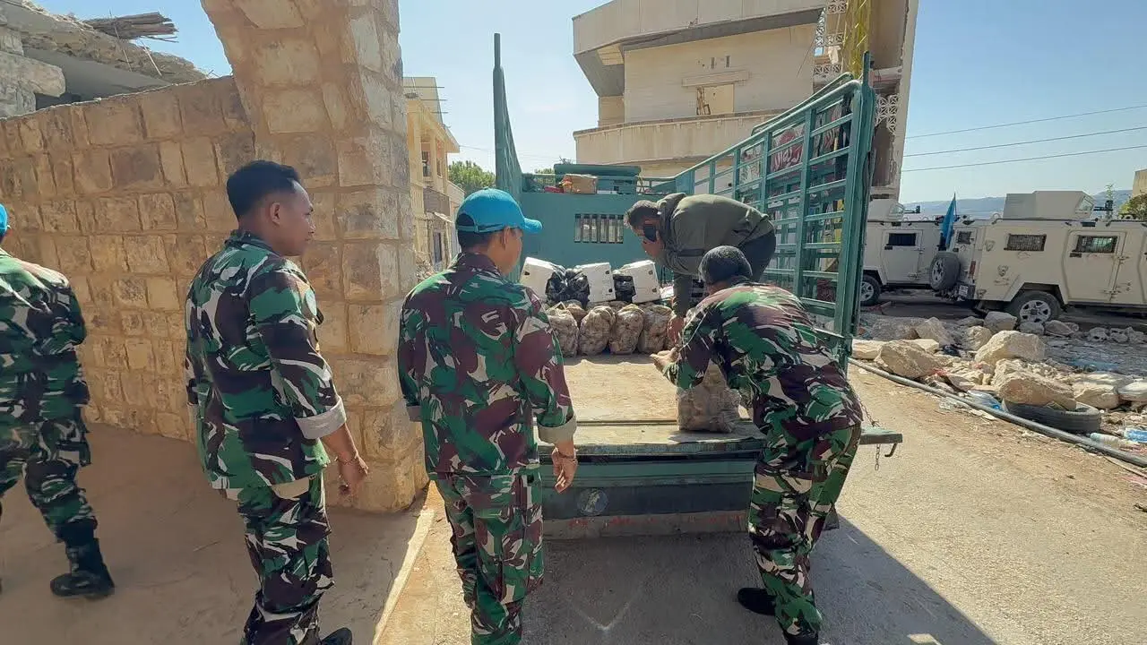 Masyarakat Desa Suwwanan Apresiasi Indobatt XXIII-S/UNIFIL Gelar Donasi