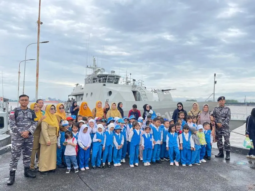 Satrol Kodaeral XII Tanamkan Semangat Cinta Laut pada Siswa TK Negeri Pembina