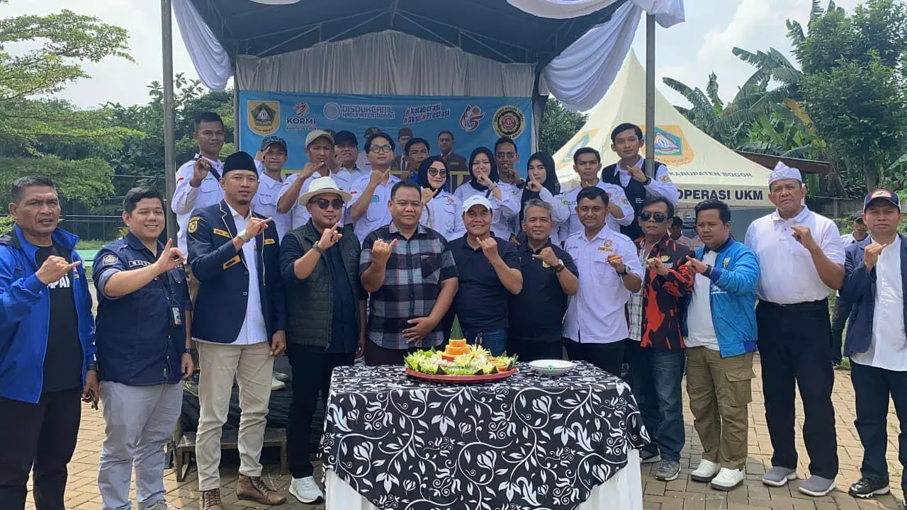 Karang Taruna Kecamatan Kemang Gelar Aksi Sosial dan Lingkungan di Bulan Bakti Karang Taruna