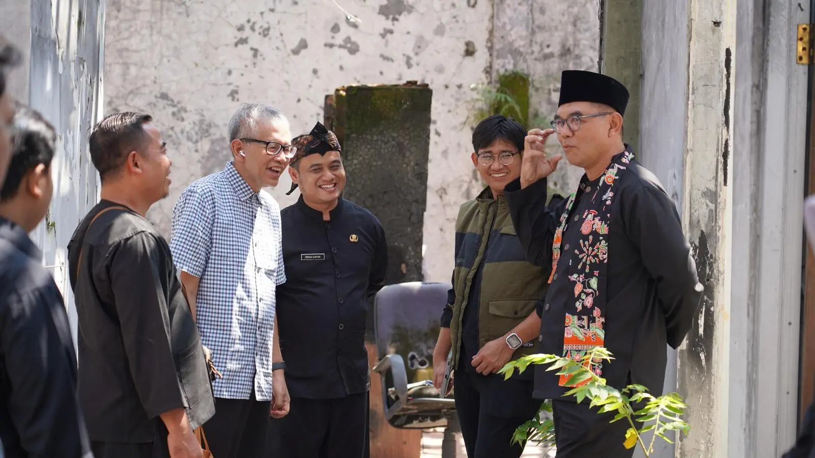 Sekda Bogor Tinjau Puskesmas Citeureup Pascakebakaran, Evaluasi Struktur dan Rencana Perbaikan dari Dana CSR