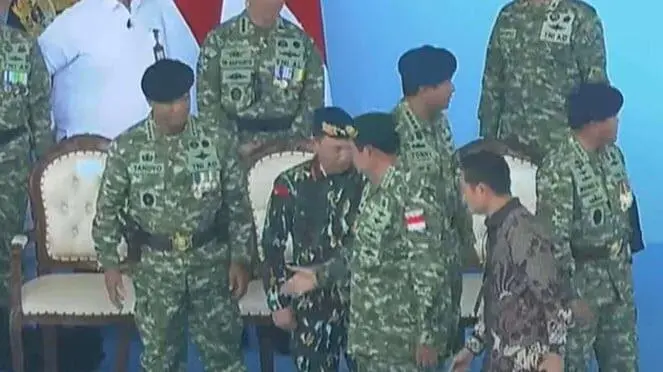 Momen SBY Lewati Kapolri Saat HUT ke-80 TNI Jadi Sorotan, Publik Ramai Bahas Isu Lama di Balik Sikapnya