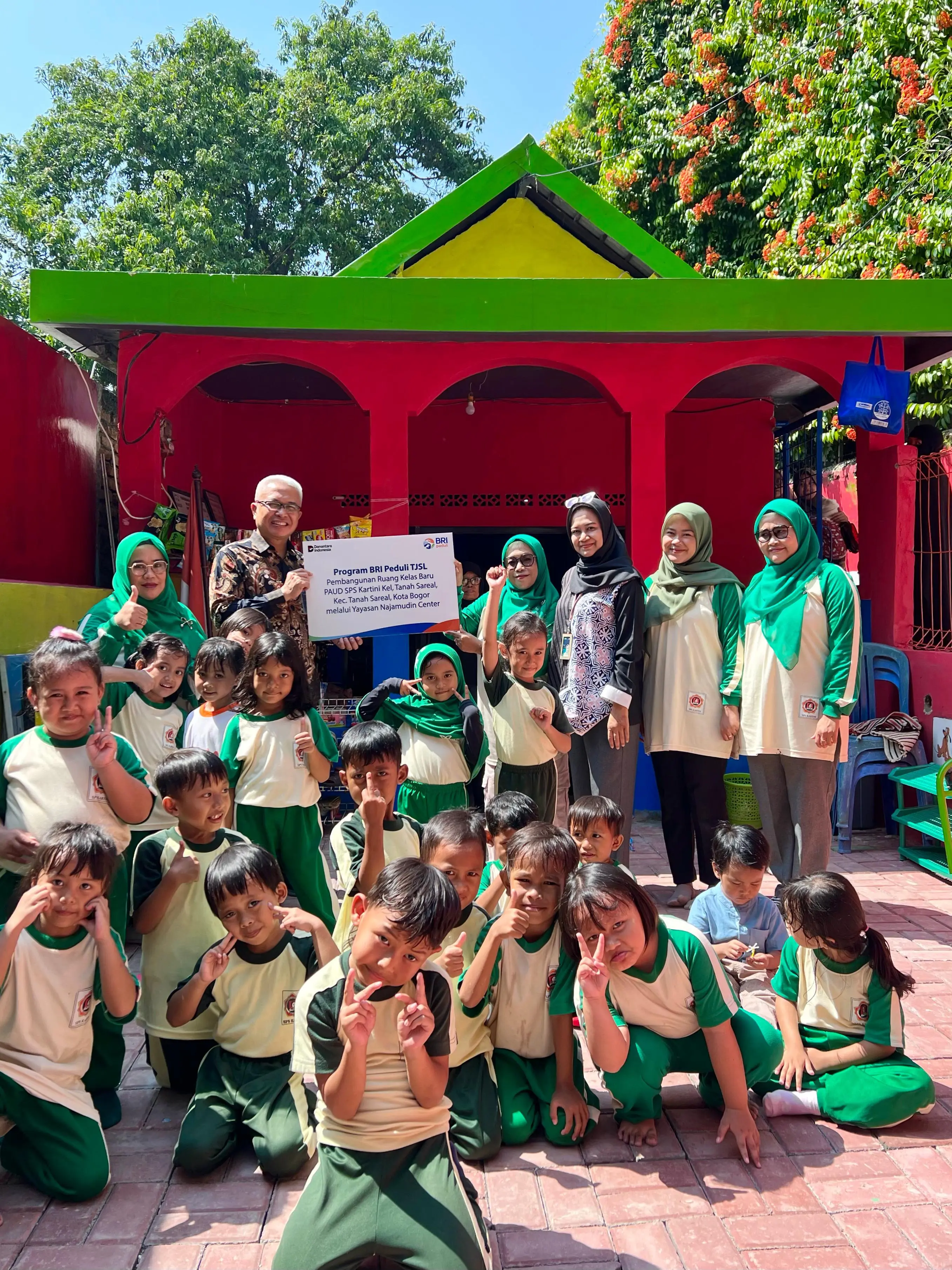 BRI Bogor Pajajaran Bangun Ruang Kelas Baru untuk PAUD di Tanah Sareal