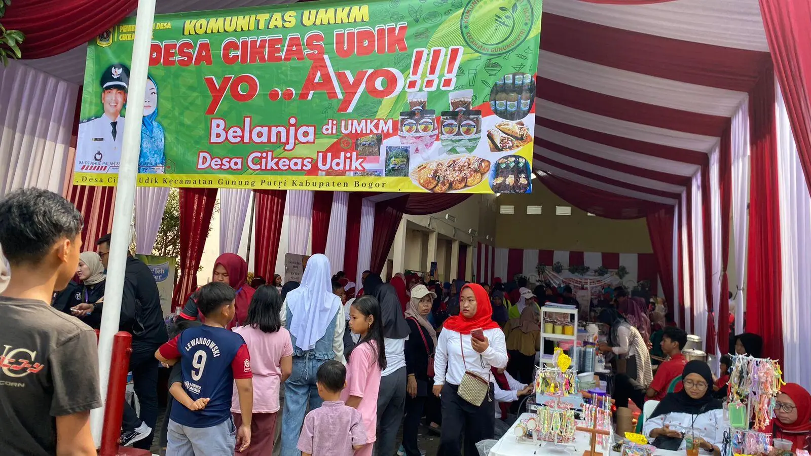 Gebyar HUT RI ke-80 di Desa Cikeas Udik Meriah, Warga Antusias Ikuti Lomba dan Bazar UMKM