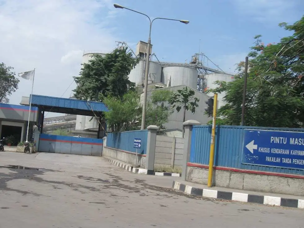 DLH Jabar Nyatakan PT Indocement Bersalah, Hujan Abu di Bogor Akibat Pelanggaran SOP