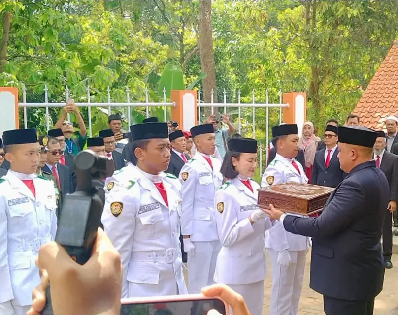 Pemkab Bogor Gelar Penjemputan Bendera Pusaka Jelang HUT ke-80 RI