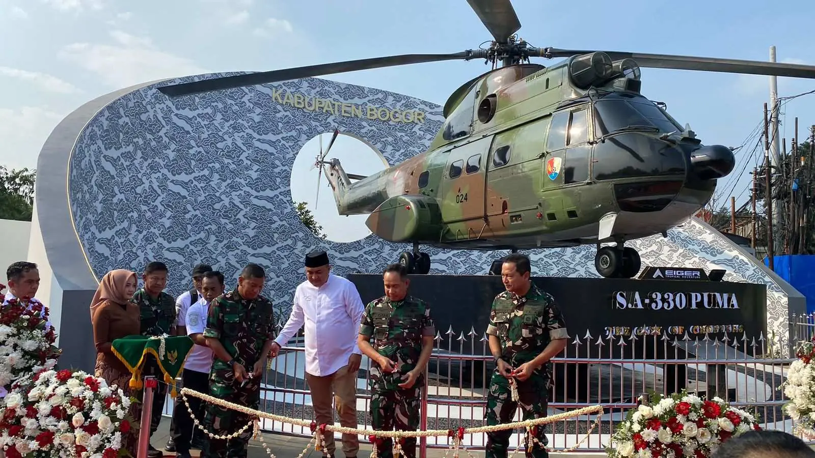 Monumen Helikopter Puma Diresmikan di Cibinong, Simbol Penghormatan TNI untuk Sejarah