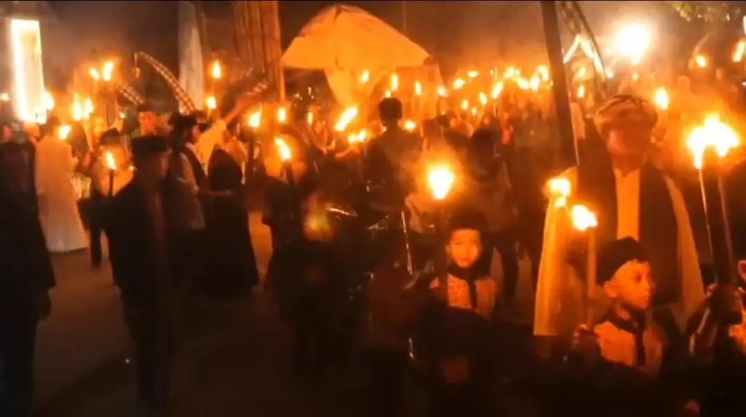 Pawai Obor Seribu Cahaya di Sukamakmur Meriahkan Tahun Baru Islam 1 Muharram 1447 H