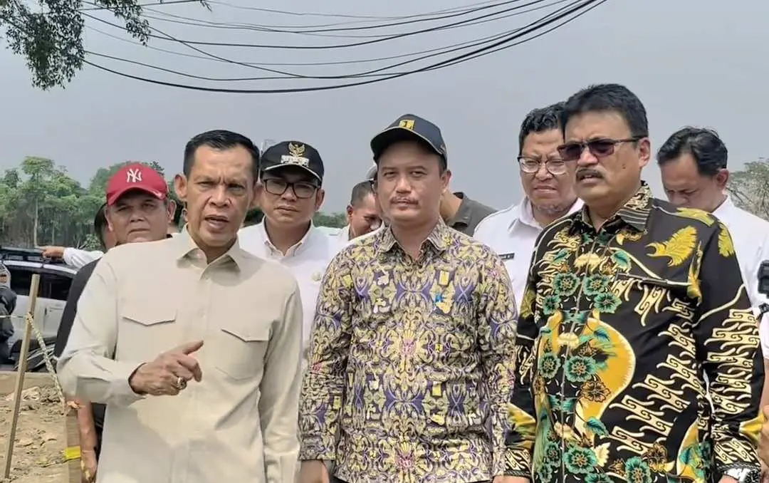 Wabup Bogor Jaro Ade Tinjau Titik Pertemuan Sungai Cileungsi-Cikeas, Tegaskan Komitmen Normalisasi Sungai