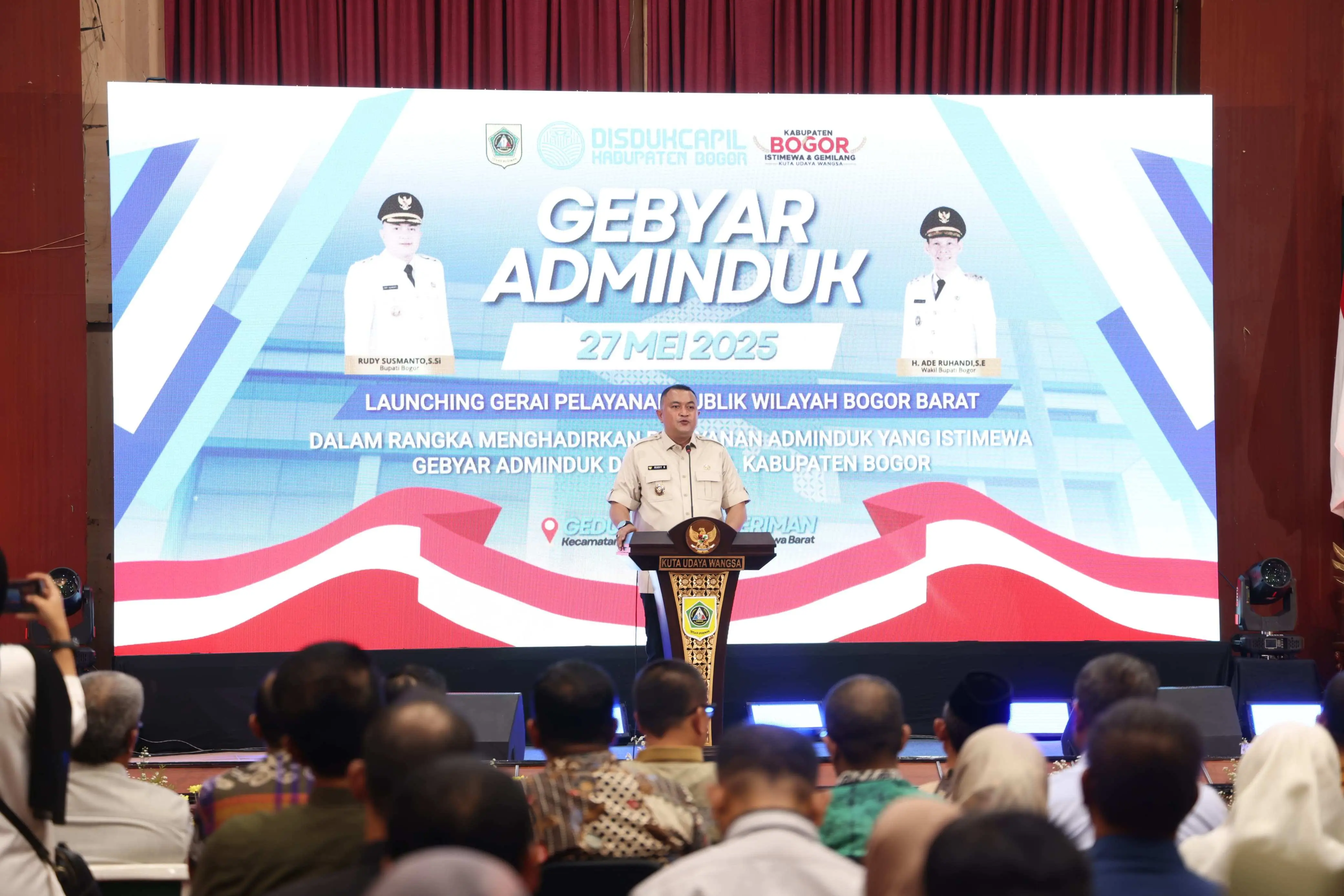 Bupati Bogor Rudy Susmanto Resmikan Gebyar Adminduk 2025 dan Gerai Pelayanan Publik Bogor Barat
