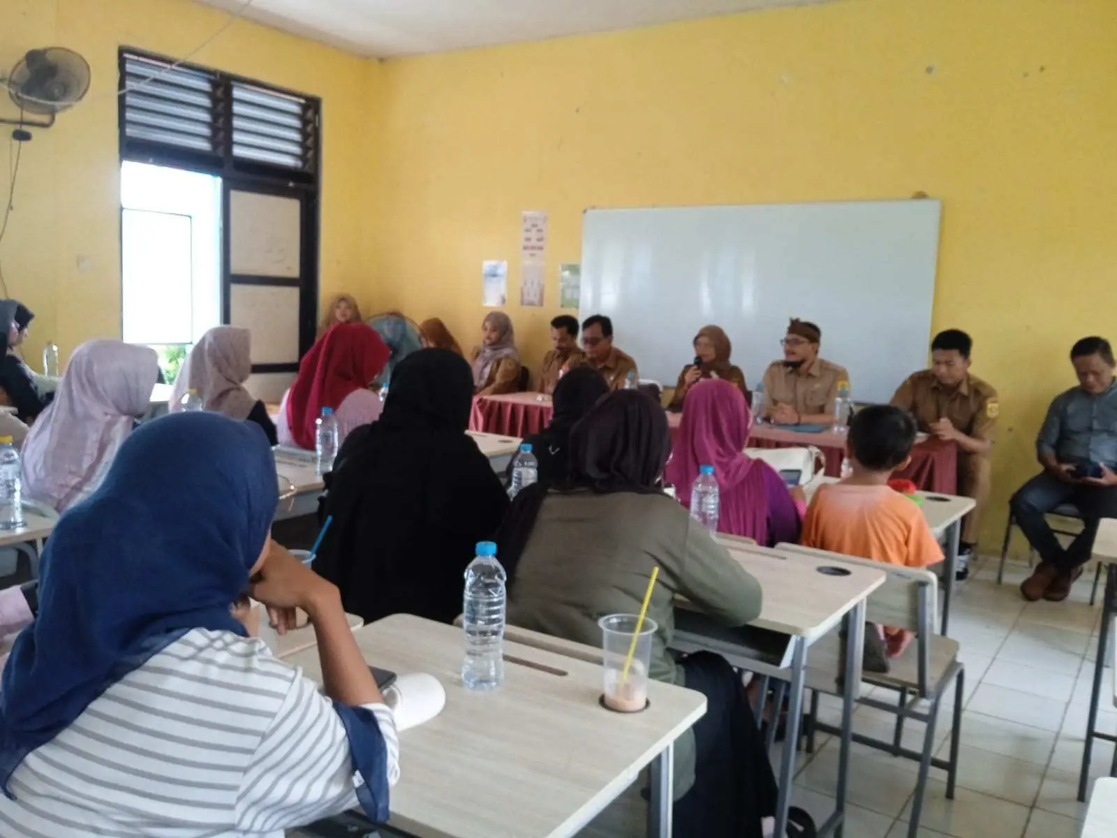 Wali Murid SMPN 4 Gunung Putri Keluhkan Uang Perpisahan Tak Kunjung Dikembalikan