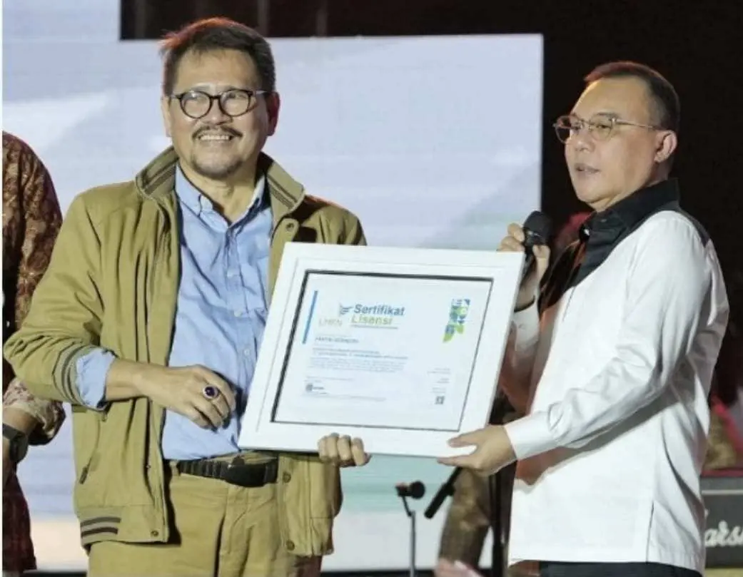 Ketua LMKN Serahkan Sertifikat Lisensi Musik kepada Ketua Harian DPP GERINDRA