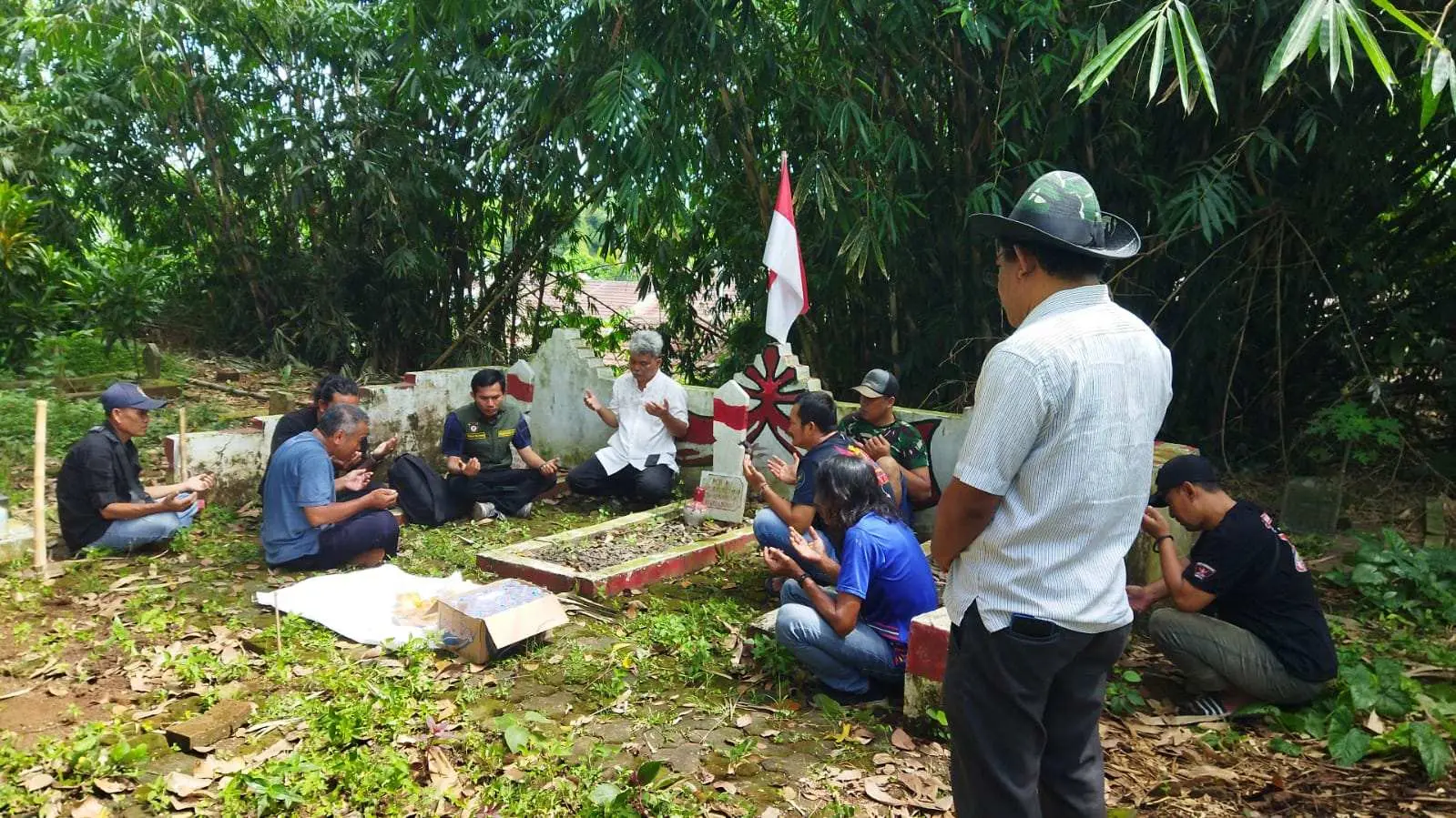 Kolaborasi Ormas, LSM, dan Media Bangun Taman Makam Pahlawan di Parung Panjang