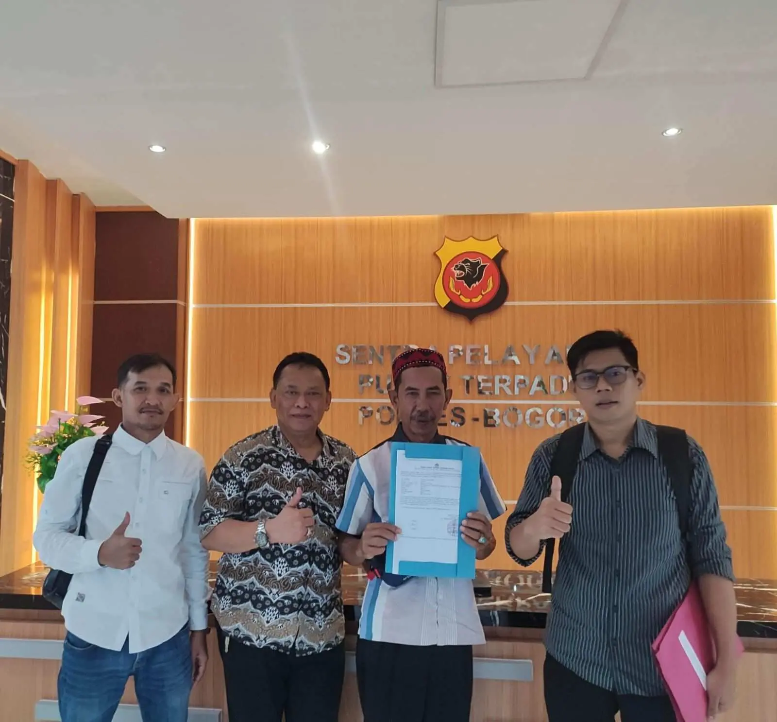 Petani Ujang di Tanjungsari Mengaku Lahannya Diserobot Kades, Puluhan Pohon Buah Dirusak