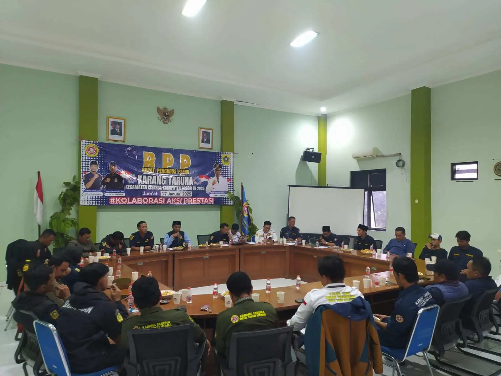 Rapat Pengurus Pleno Karang Taruna Kecamatan Cisarua 2025: Momentum Silaturahmi dan Pergantian Kepemimpinan