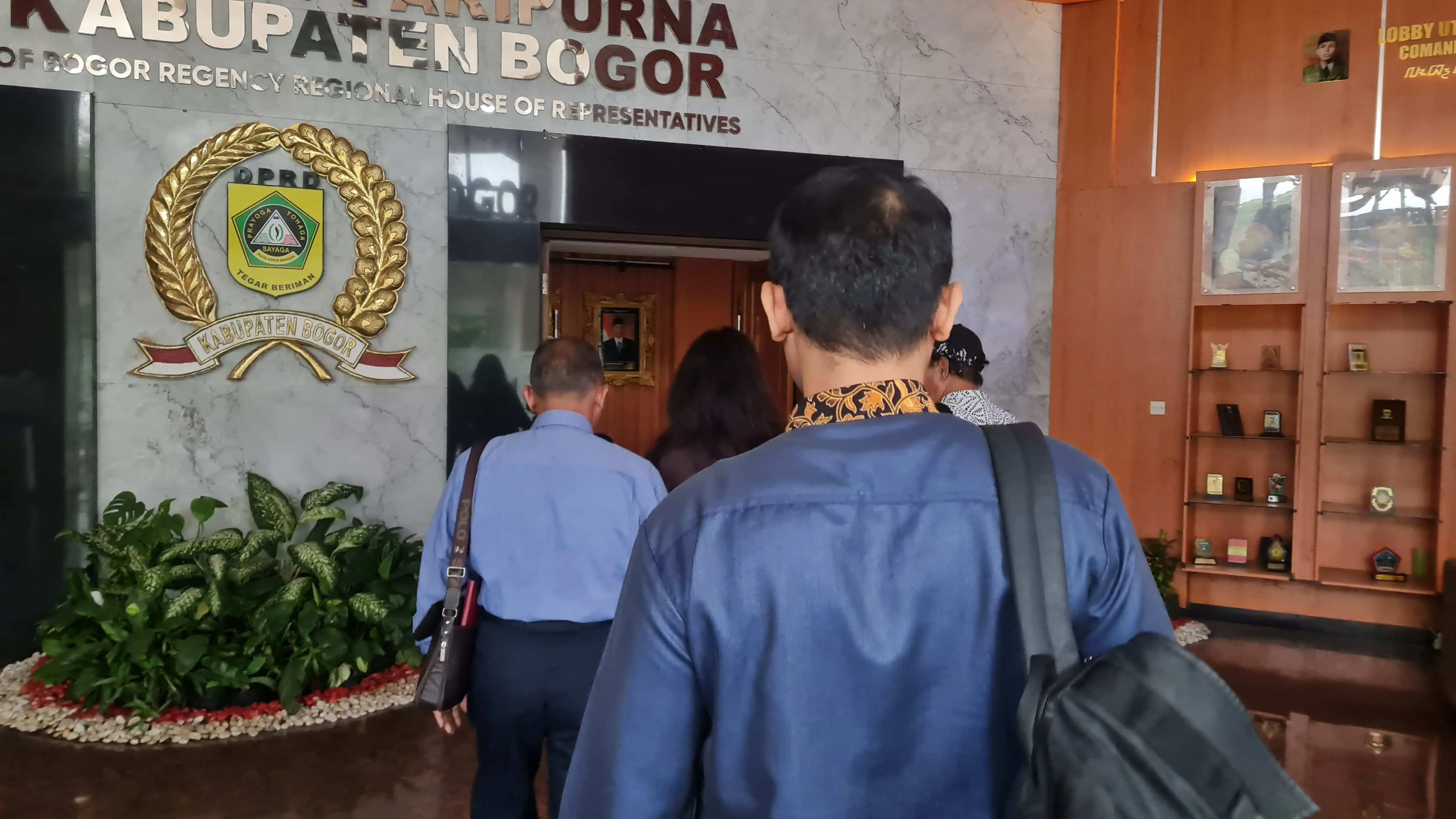 Acang Suryana Desak PT Ferry Sonneville Bebaskan Tanah Milik Warga