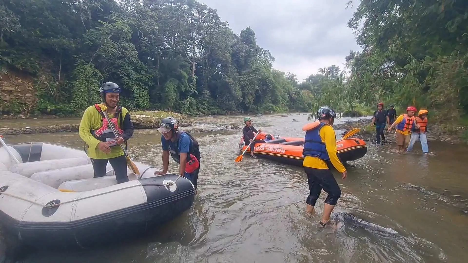 Arung Jeram Sungai Cisadane: Wisata Petualangan Baru di Kota Bogor