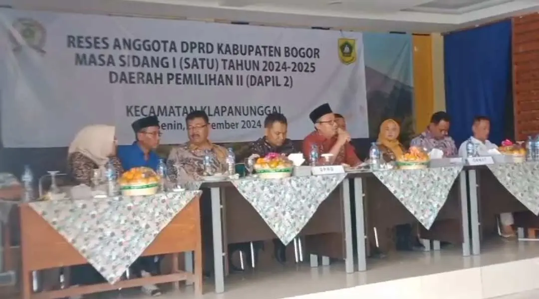 Achmad Fathoni Janji Kawal Perbaikan Jembatan Cibarengkok dan Dorong Pengelolaan Sampah di Klapanunggal