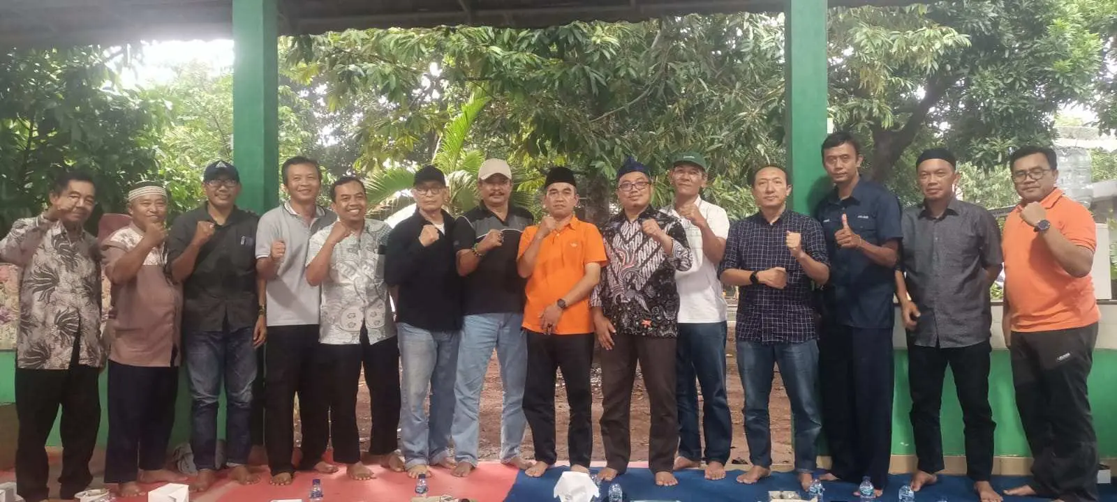 Hujan Deras Tak Lagi Menyiksa, Warga Griya Bukit Jaya Perbaiki Drainase Dengan Gotong Royong 