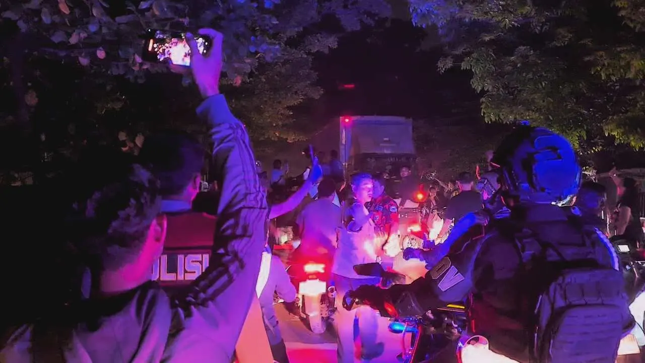 Ratusan Anggota Ormas Guruduk Polsek Gunung Putri, Diduga Adanya Pemukulan Oleh Oknum Ormas