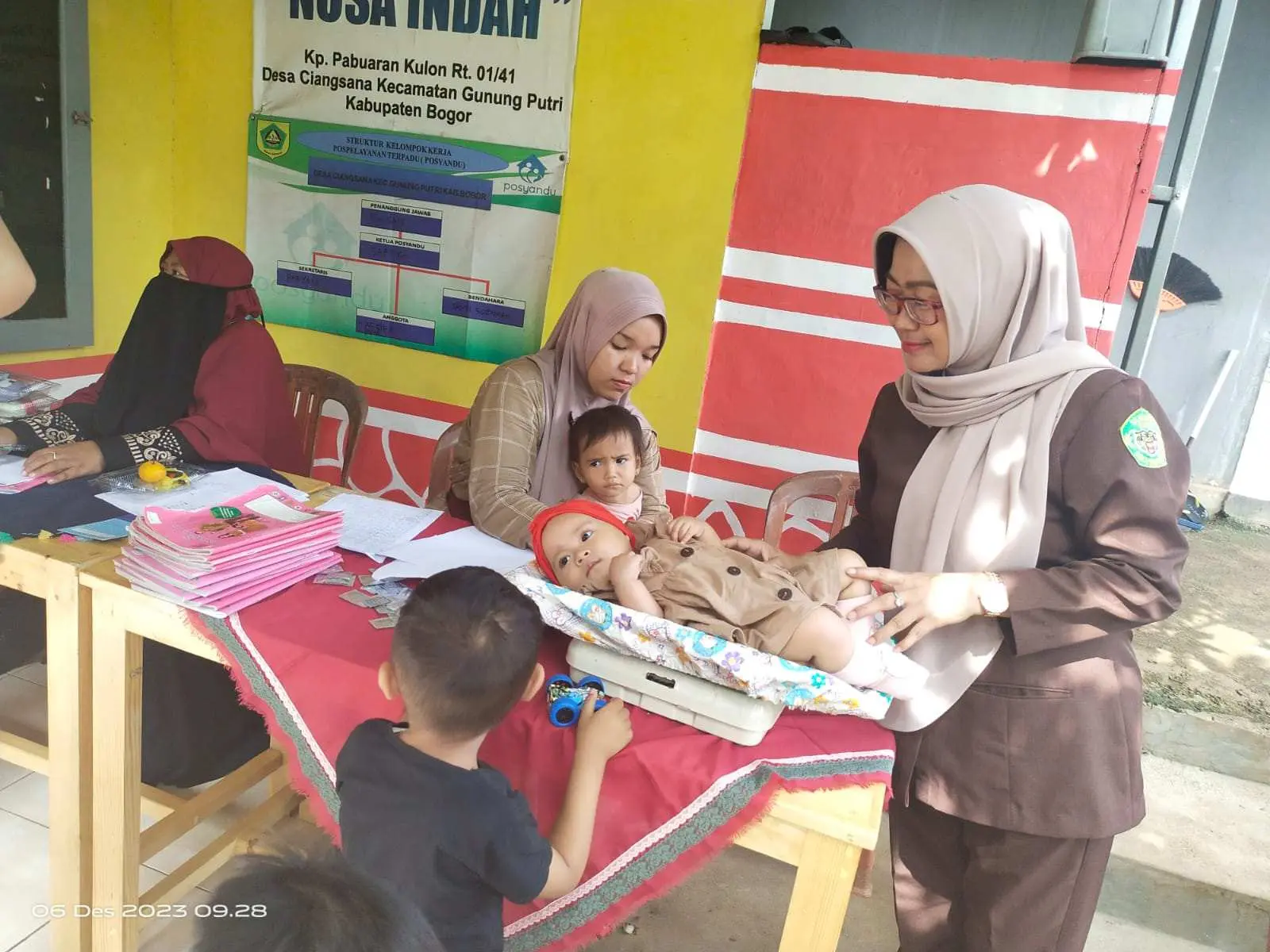 Pitaloka AMS Rayon Gunung Putri Gass Poll Giat Baksos!