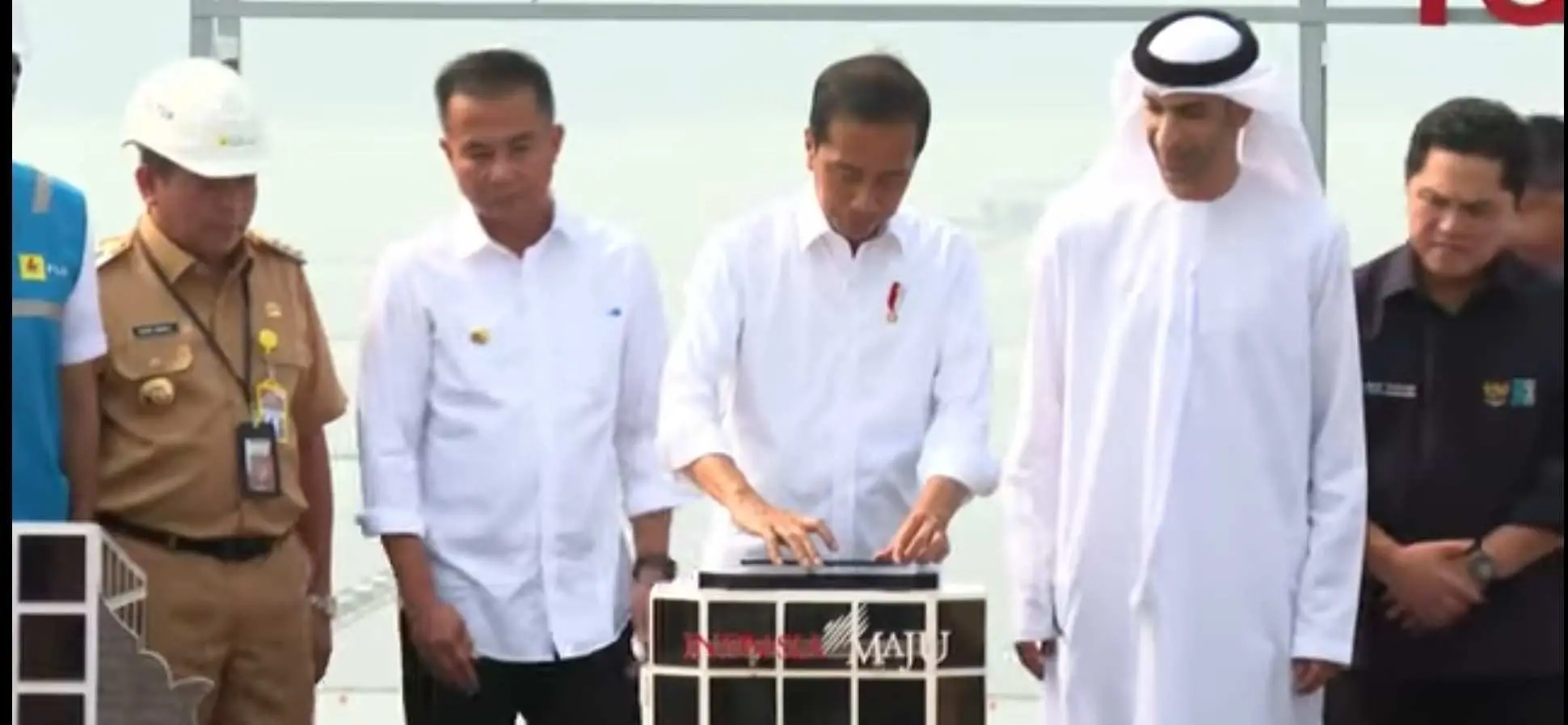 Presiden Joko Widodo Resmikan Pembangkit Listrik Tenaga Surya Cirata