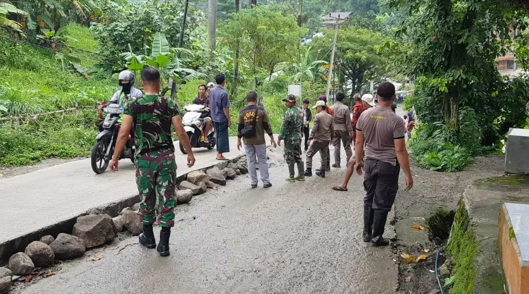 Solusi Forkopimcam Perbaiki Jalan Mangkrak di Wilayah Kecamatan Sukamakmur