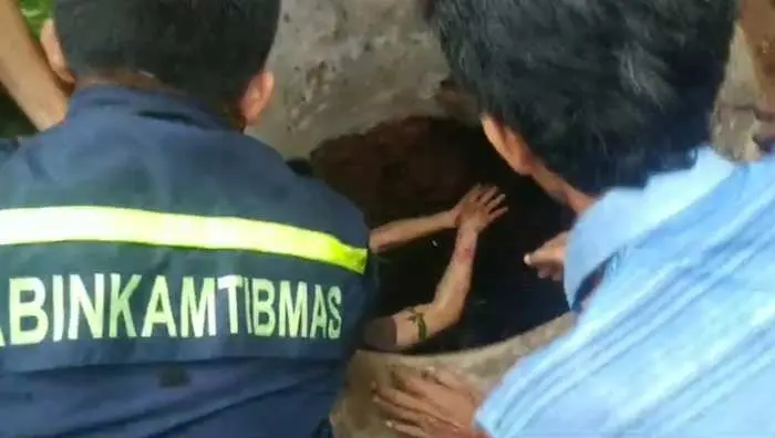 Menghindari Pengejaran Warga, Maling Motor di Tlajung Udik Lompat Ke Sumur